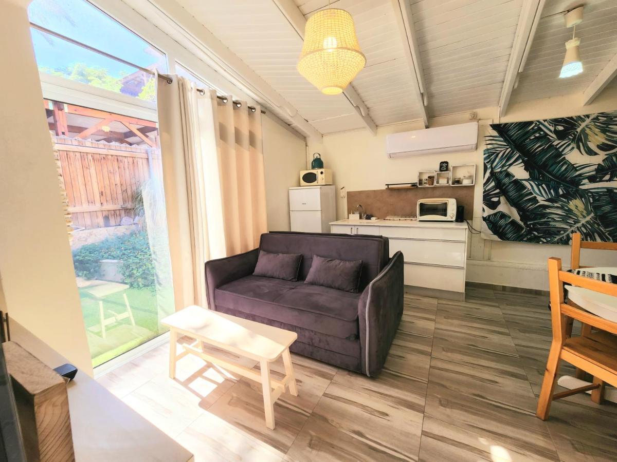Sunshine Suite Boutique Only 5 Min Walk To The Beach - By Seaelo Ейлат Екстериор снимка