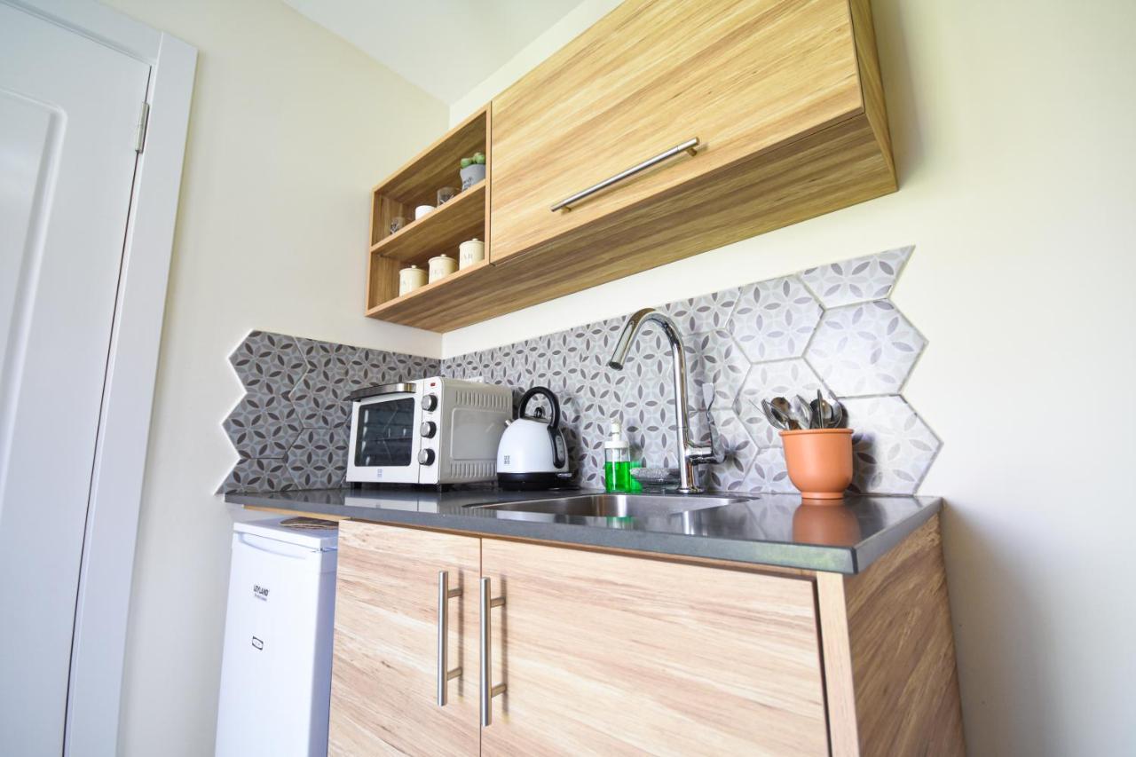 Sunshine Suite Boutique Only 5 Min Walk To The Beach - By Seaelo Ейлат Екстериор снимка